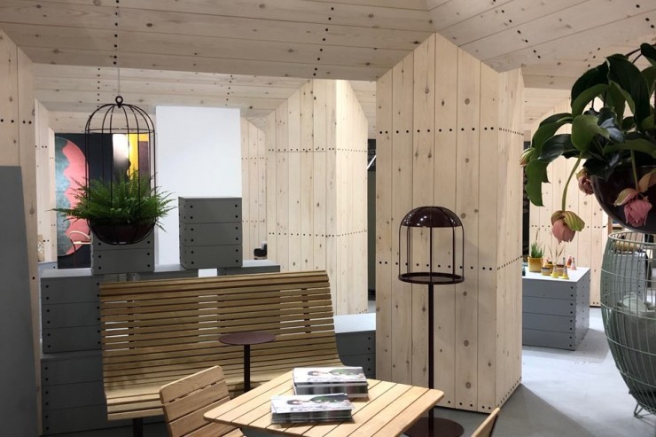 11th stoel voor op een terras, kantine of binnentuin 11th stoel voor op een terras, kantine of binnentuin