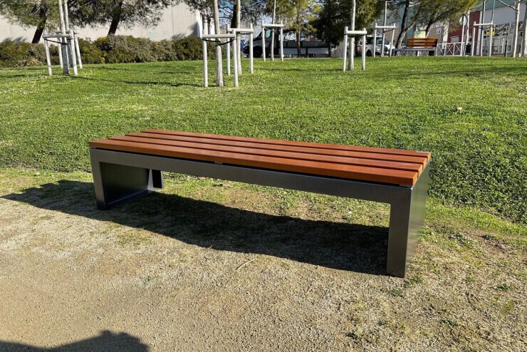 Zeus Plus bank voor binnen en buiten Zeus Plus bank voor binnen en buiten