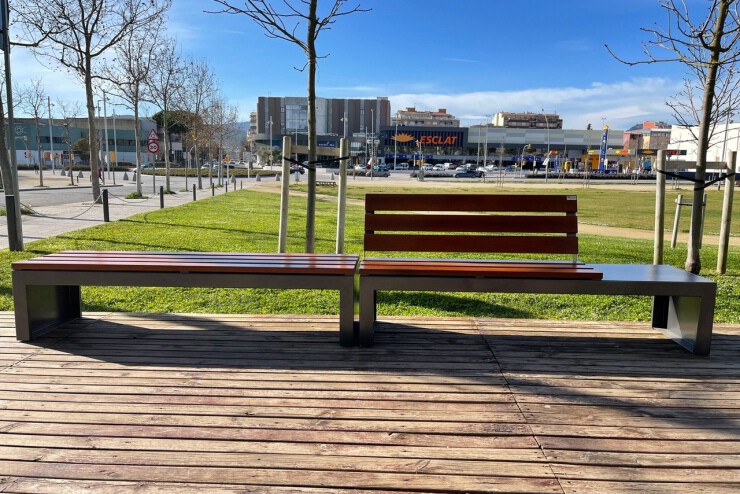 Zeus Plus Bank voor in de openbare ruimte Zeus Plus Bank voor in de openbare ruimte