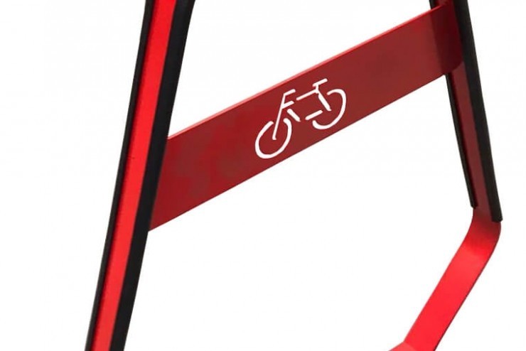 Banyoles fietsbeugel - veilig afgeronde vormen zonder scherpe randen Banyoles fietsbeugel - veilig afgeronde vormen zonder scherpe randen