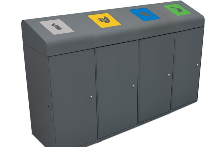 Recycle afvalstation Berlin - keuze uit gekleurde stickers per afvalstroom Recycle afvalstation Berlin - keuze uit gekleurde stickers per afvalstroom