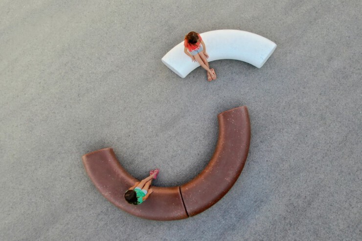 Met de Caribou Arc kunnen heerlijke zitjes worden gecreëerd Met de Caribou Arc kunnen heerlijke zitjes worden gecreëerd