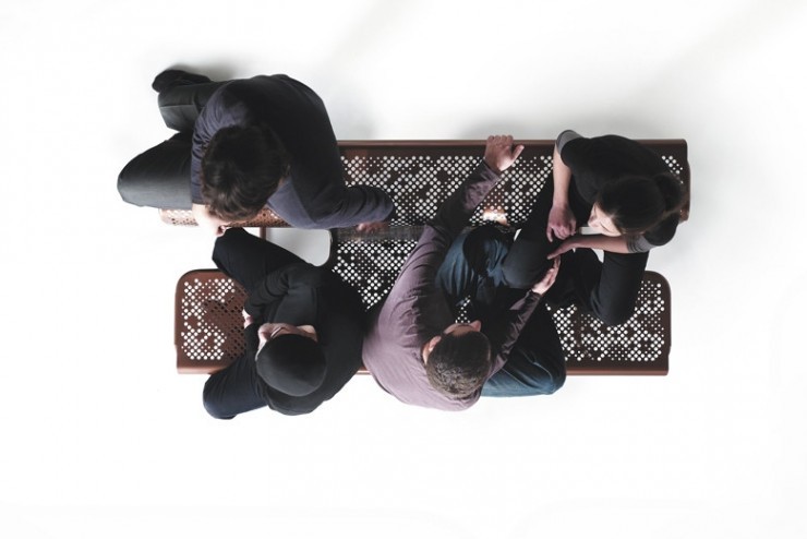 El Poeta Bank geschikt voor op kantoor en werkgebieden El Poeta Bank geschikt voor op kantoor en werkgebieden