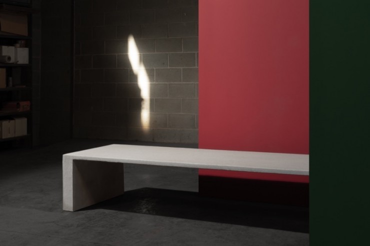 Lamina bank is geschikt voor binnen en buiten Lamina bank is geschikt voor binnen en buiten