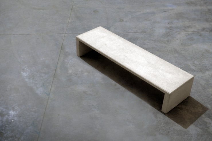 Lamina bank - moderne bank gemaakt van beton Lamina bank - moderne bank gemaakt van beton