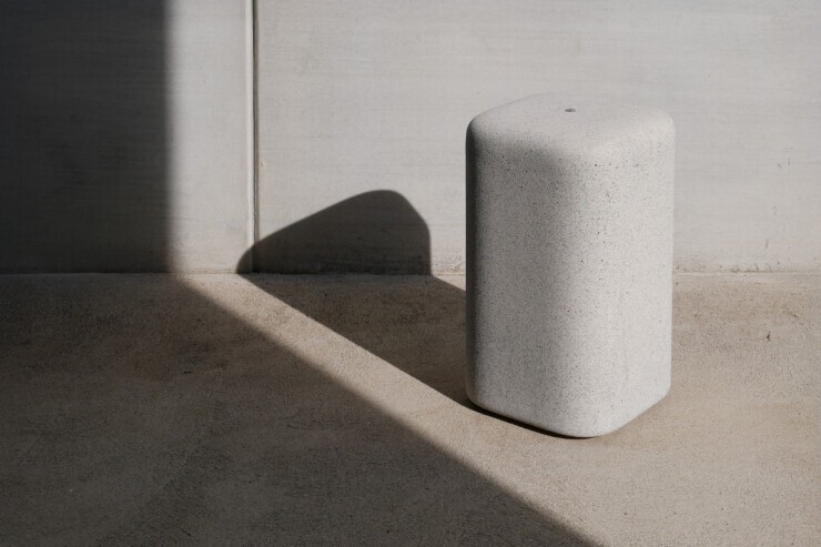 Lancer afzetpaal - robuuste betonnen paal Lancer afzetpaal - robuuste betonnen paal