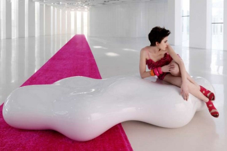 Lava bank in de vorm van een wolk voor binnen en buiten Lava bank in de vorm van een wolk voor binnen en buiten