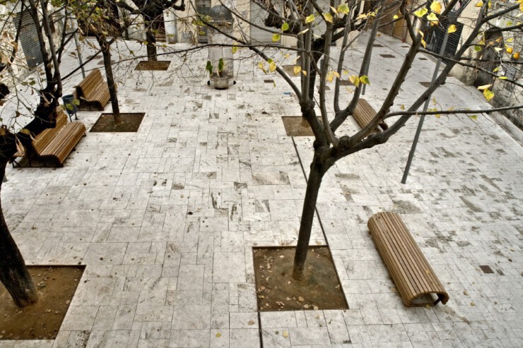 De Maki bank is een sfeervol element in elke openbare ruimte De Maki bank is een sfeervol element in elke openbare ruimte