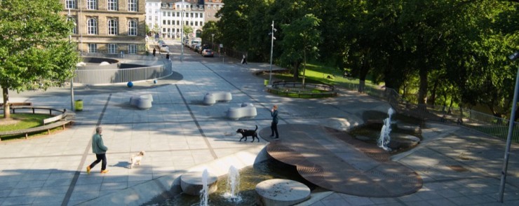 Obstruct zitelement voor in parken en pleinen Obstruct zitelement voor in parken en pleinen