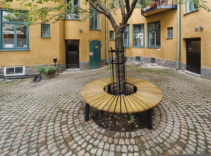 Orm bank geschikt voor pleinen en parken