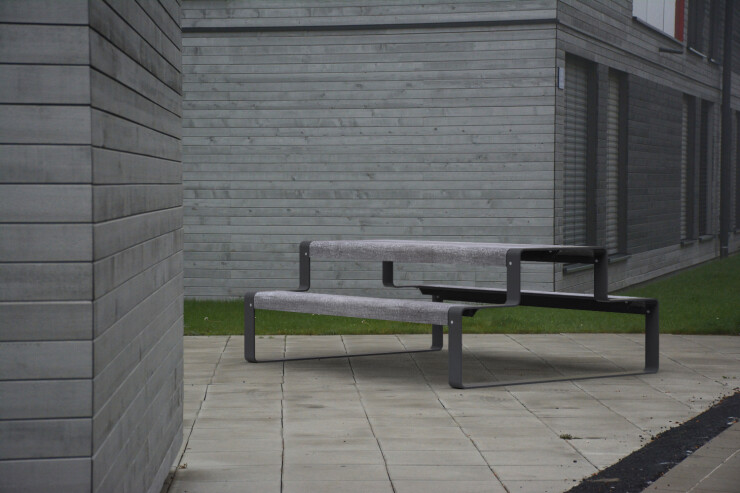 Grijze outline picknicktafel voor tuinen en parken Grijze outline picknicktafel voor tuinen en parken