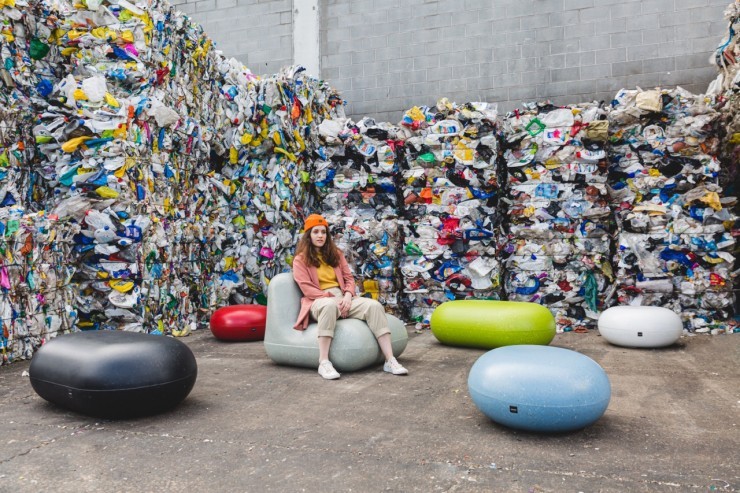 Rio zitelement gemaakt van plastic restafval Rio zitelement gemaakt van plastic restafval