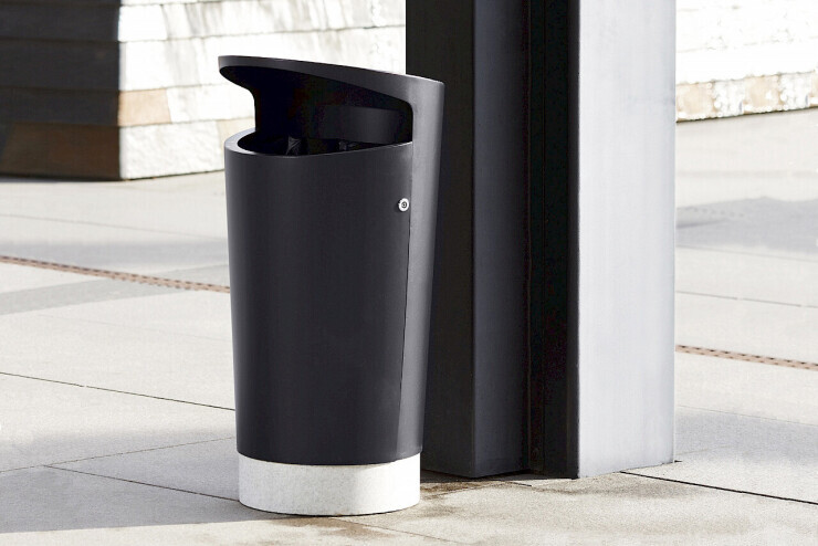 Elbin afvalbak voorzien van deur met slot Elbin afvalbak voorzien van deur met slot