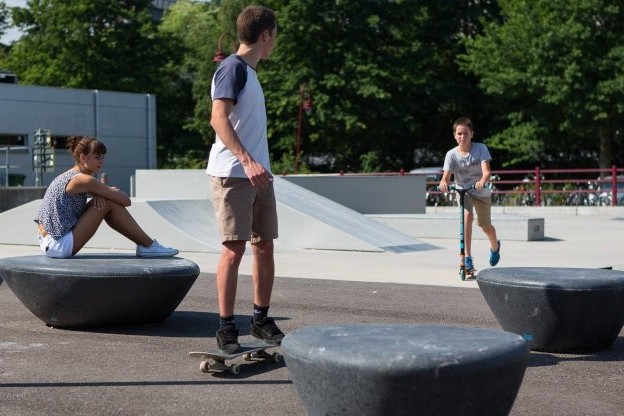 Supercell zitelementen - voor op een speelplaats Supercell zitelementen - voor op een speelplaats