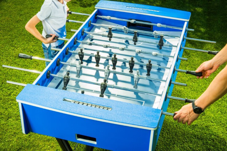 Voetbaltafel voor de openbare binnen- en buitenruimte Voetbaltafel voor de openbare binnen- en buitenruimte