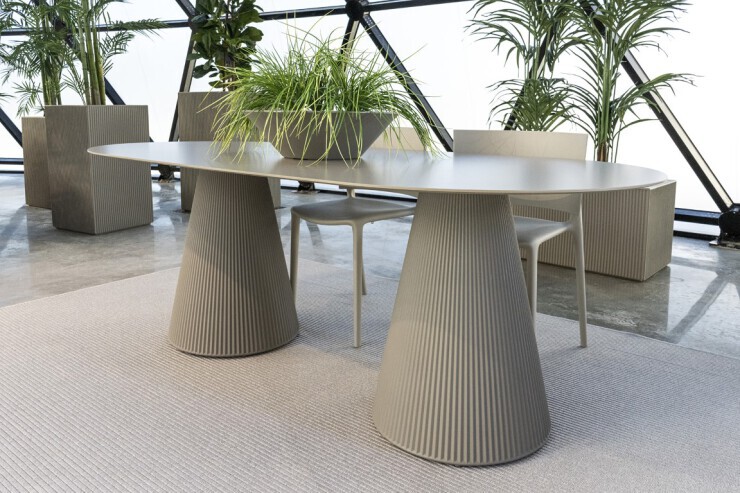 Handige Gatsby tafel voor kantoren en conferentiecentra