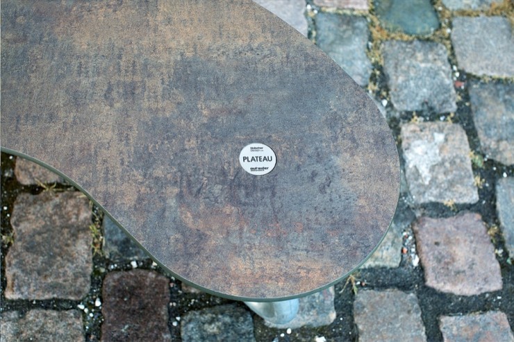 Plateau Bank Rugleuning gemaakt van HPL Plateau Bank Rugleuning gemaakt van HPL