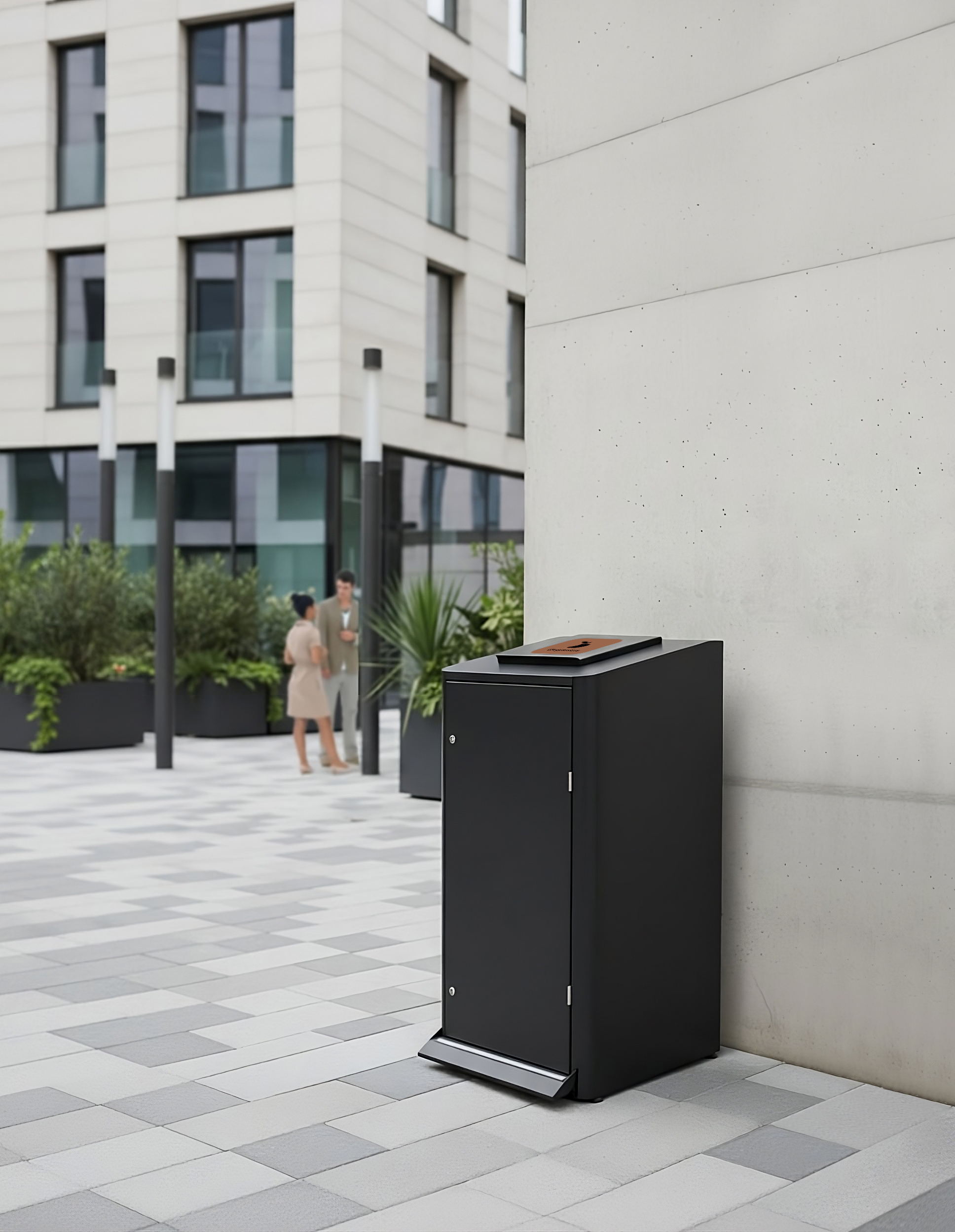 Geneva afvalbak van metaal die een rolcontainer discreet omsluit Geneva afvalbak van metaal die een rolcontainer discreet omsluit