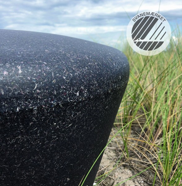 Loop Cone tafel gemaakt van polyethyleen Loop Cone tafel gemaakt van polyethyleen