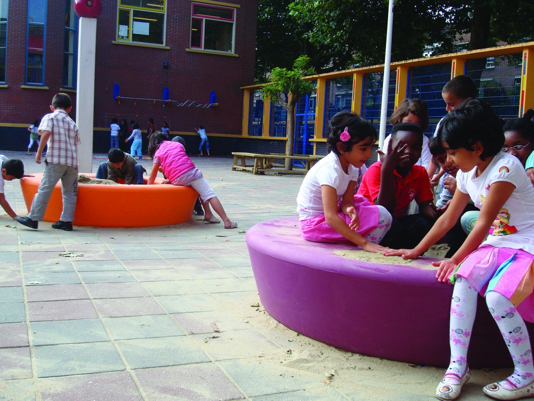 Loop zandbak voor speeltuinen en schoolpleinen
