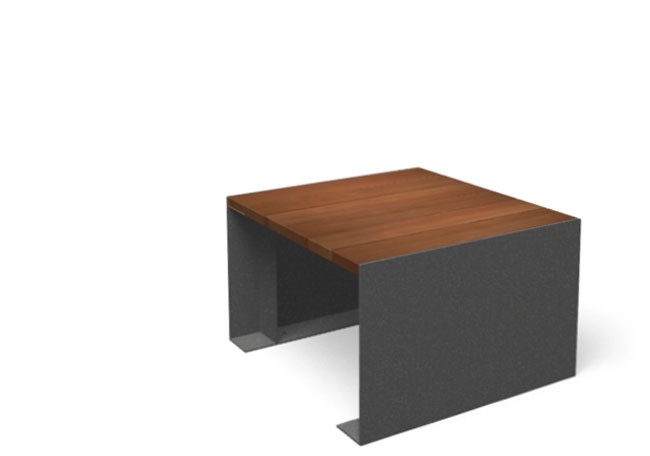 Kruk met stalen frame en zitting van essenhout houten latten die wat vergrijzen voor buiten en binnen sterke krukken als buitenmeubilair ideaal duurzaam straatmeubilair tafel en banken in een park een tuin binnenplaats binnentuin dakterras terras kantoor