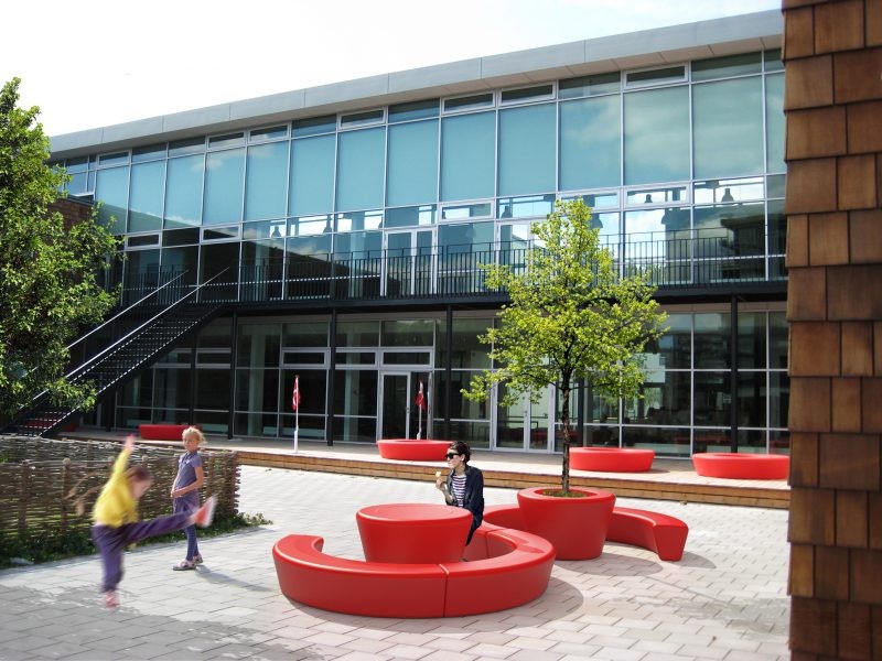 Loop Cone tafel voor universiteiten en scholen Loop Cone tafel voor universiteiten en scholen