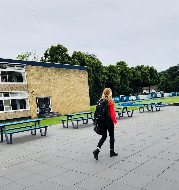 Picnic HPL picknicktafel voor op het schoolplein Picnic HPL picknicktafel voor op het schoolplein
