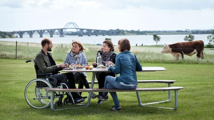 Plateau-I picknicktafel om lekker uit te rusten, te werken en te lunchen