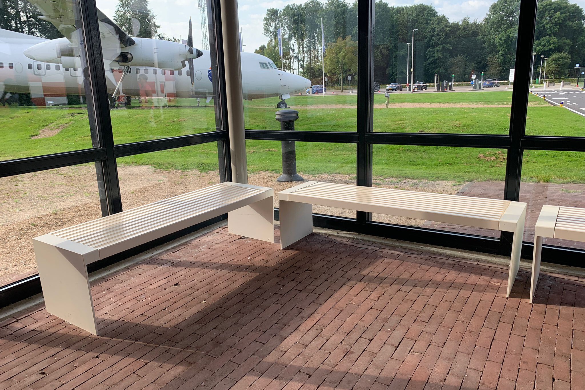 Brandveilig meubilair: veilige én robuuste banken voor gemeenschappelijke ruimtes