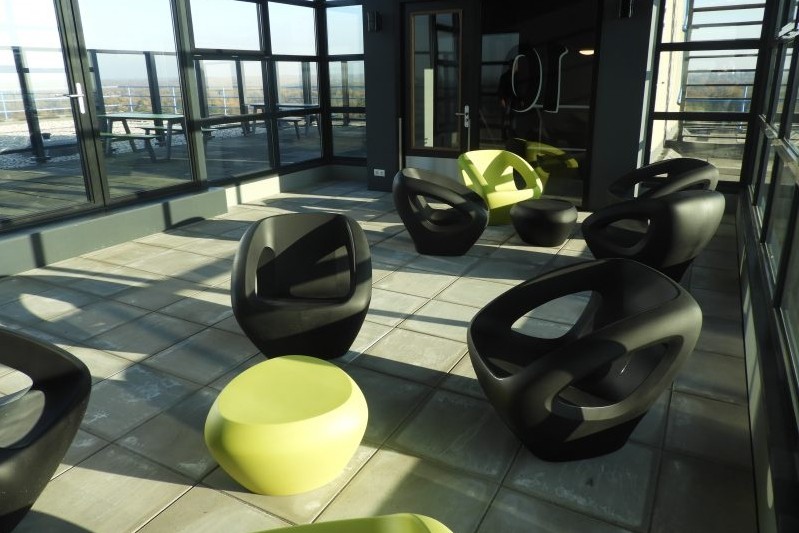 Lonc Seaser stoelen voor dakterras Universiteitscampus Twente