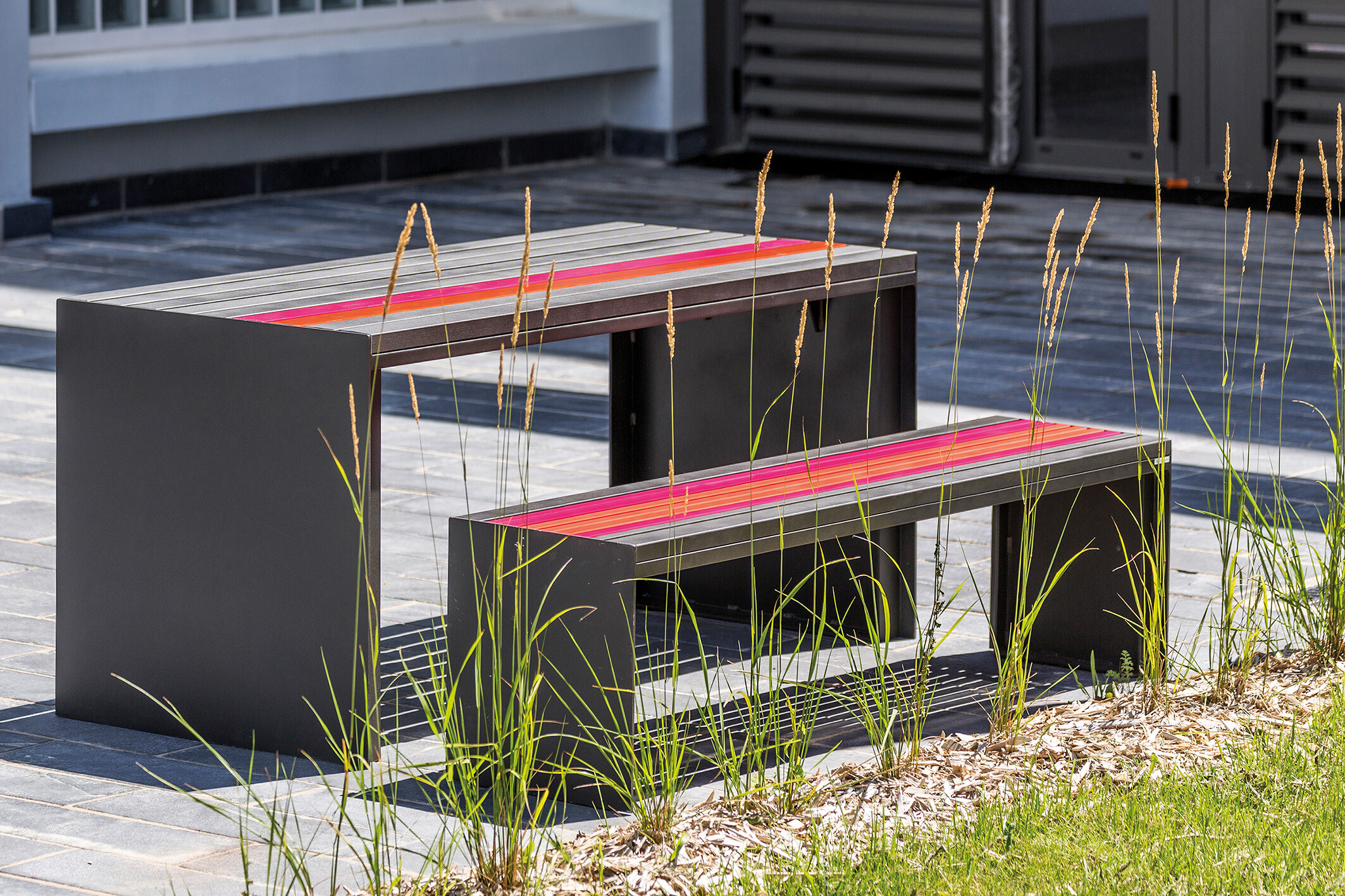 Brandveilig meubilair: veilige én robuuste banken voor elke openbare ruimte