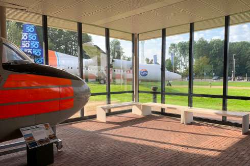Kijk omhoog of kom lekker zitten in Luchtvaartmuseum Aviodrome