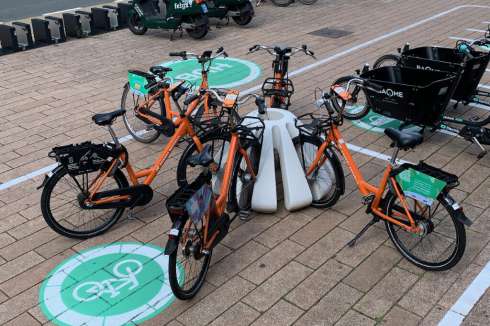 Aantrekkelijke deelvervoer hubs in Rotterdam