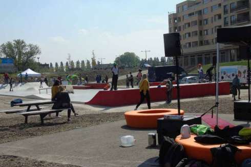 Jongerenplek Leidsche Rijn ingericht met Loop banken 