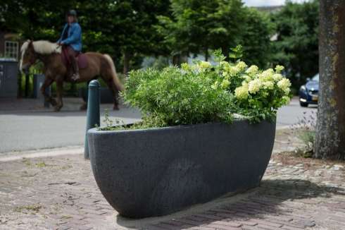 Dorpsraad Groessen kiest voor bloembak NAU